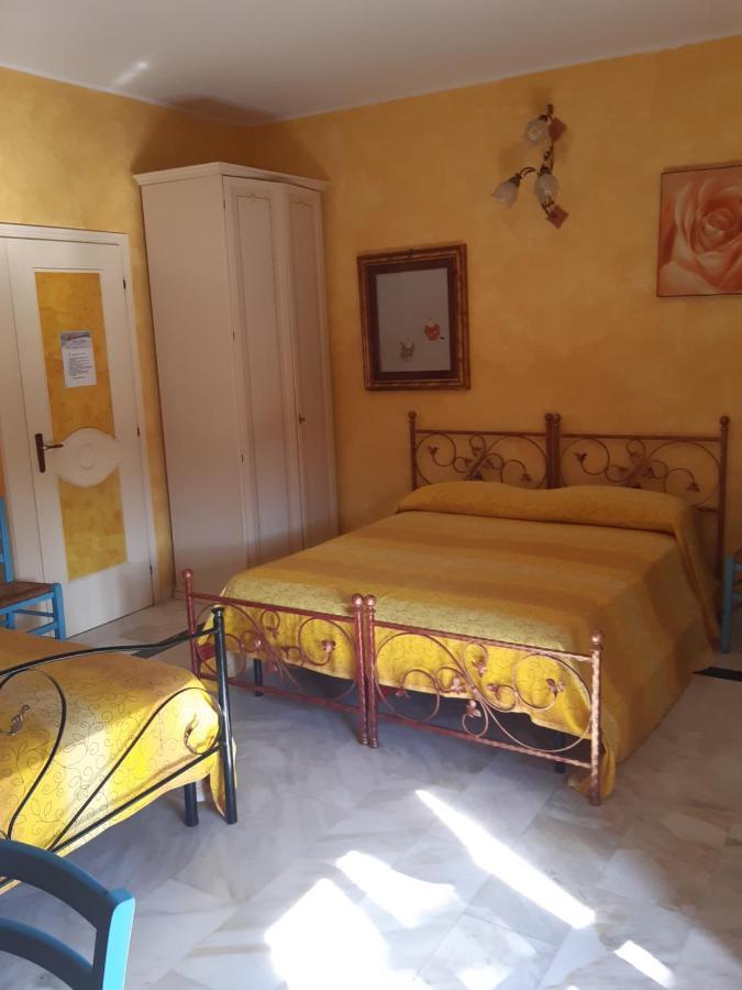 Bed and Breakfast Moonaurora Gallipoli Exterior foto