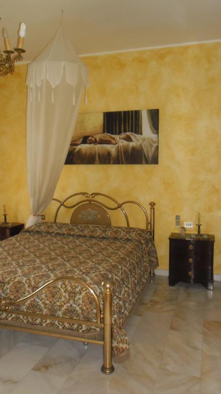 Bed and Breakfast Moonaurora Gallipoli Zimmer foto